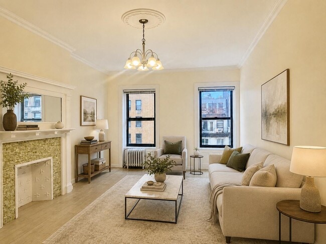 Building Photo - 320 W 106th St