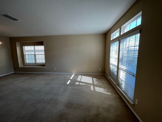 Building Photo - 21114 Villa Valencia