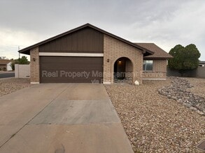 Building Photo - 16645 N 34th Dr