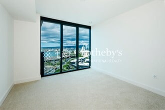 Building Photo - 600 Ala Moana Blvd