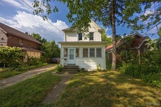 Building Photo - 1112 College Ave