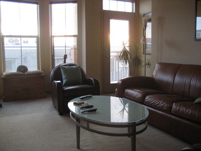 Foto del edificio - 510 W Main St