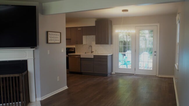 Building Photo - 3957 Kiwanis Loop