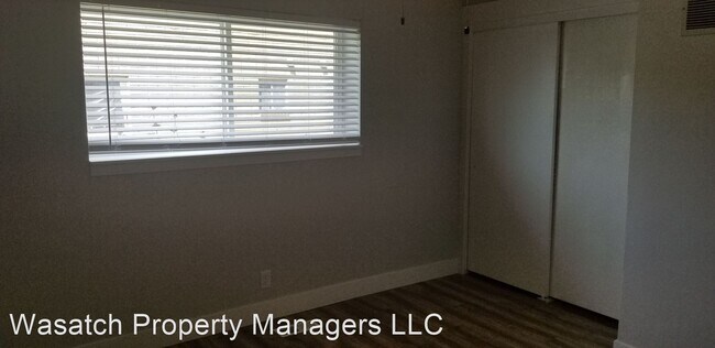 Foto del edificio - 1 br, 1 bath House - 181 E. Helm Ave #B