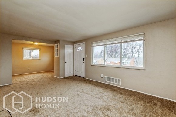 Building Photo - NOW AVAILABLE! - 5044 Leona Dr, Pittsburgh...