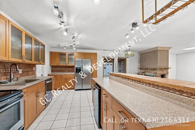 Foto del edificio - 1123 Duxbury Ln