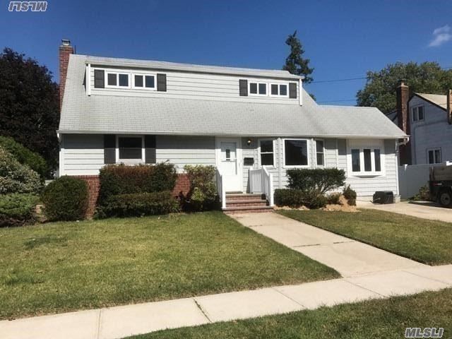 Primary Photo - 129 Plitt Ave