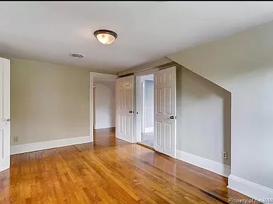 Building Photo - 3426 Kenmore Dr