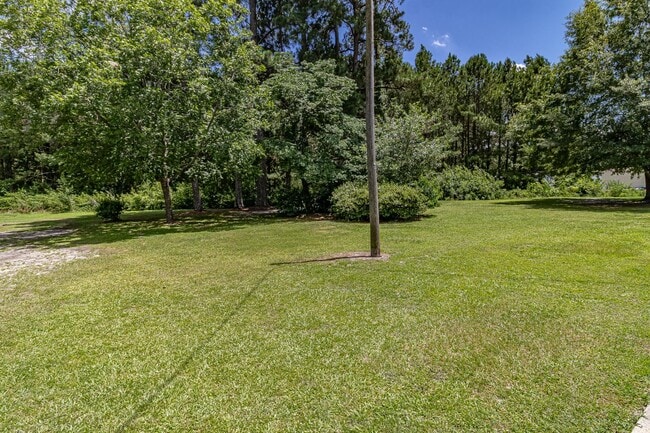 Building Photo - ADORABLE 2 BR | 1 BA Home in LaGrange - La...