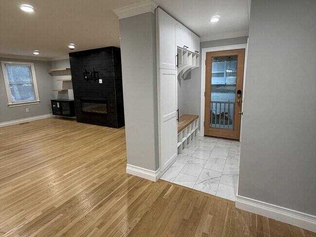 Foto del edificio - 10 Oakwood Ct