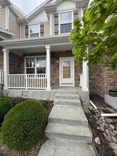 Building Photo - 2039 Creekridge Point