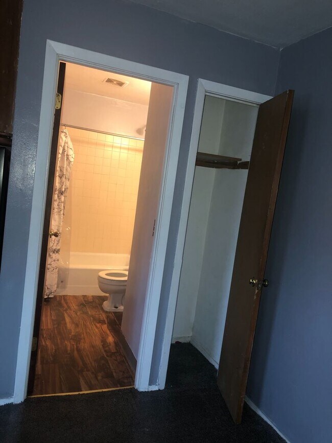 Foto del edificio - 1Br Apt on Westside of Saint Paul