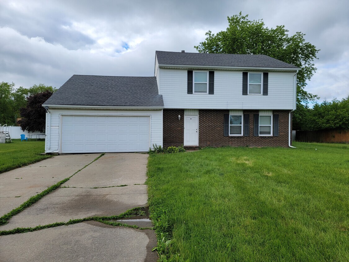 239 W 550 N, Valparaiso, IN 46385 House for Rent in Valparaiso, IN