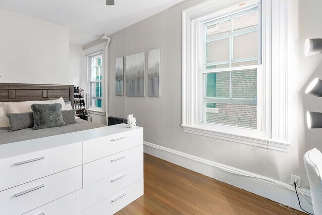 Foto del edificio - 239 Beacon St