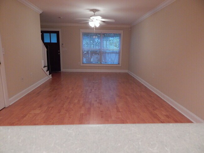 Foto del edificio - 490 S Barnett Shoals Rd