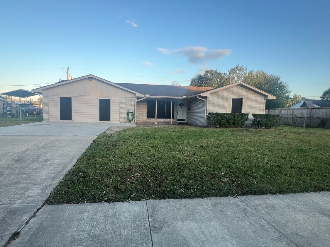 Foto principal - 721 S 3rd St