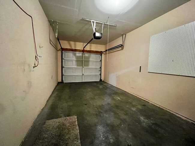 Building Photo - Awesome 2 Bed, 2 Bath Condo in West Greeley!
