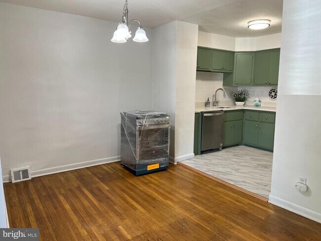 Foto del edificio - 4042 Balwynne Park Rd