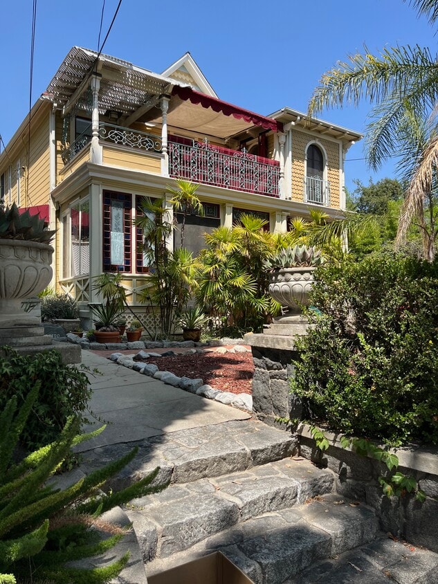 La propiedad - 159 W Montecito Ave