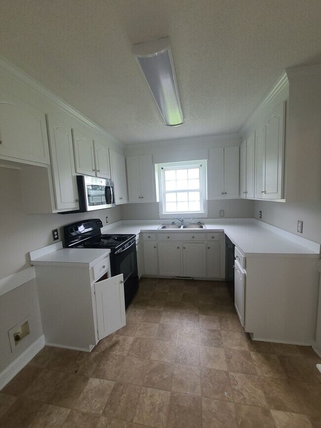 Foto del edificio - 110 Cambridge Dr