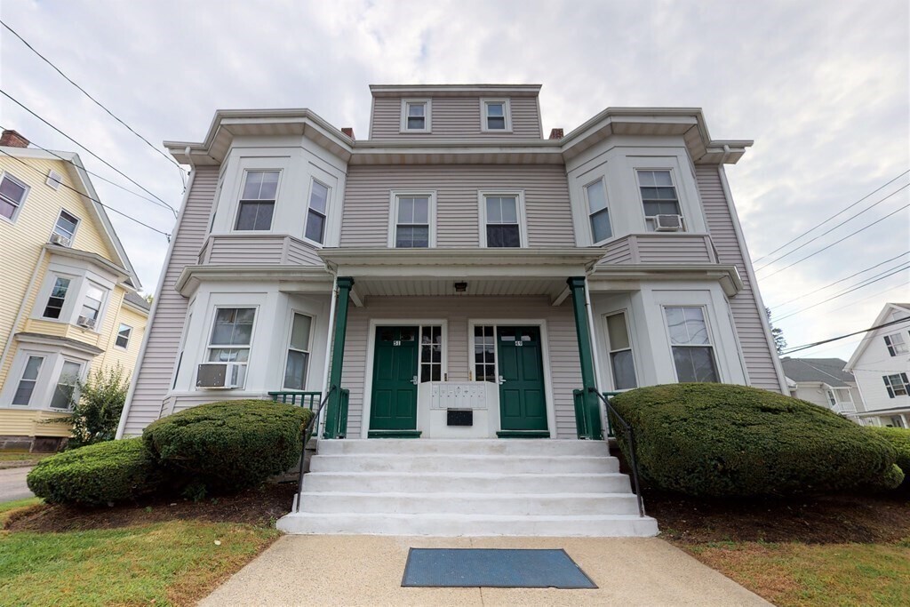 49 Robbins St Unit 3, Waltham, MA 02453 Room for Rent in Waltham, MA