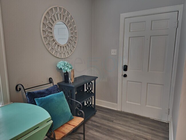 Foto del edificio - Cozy Apartment located near UAMS!