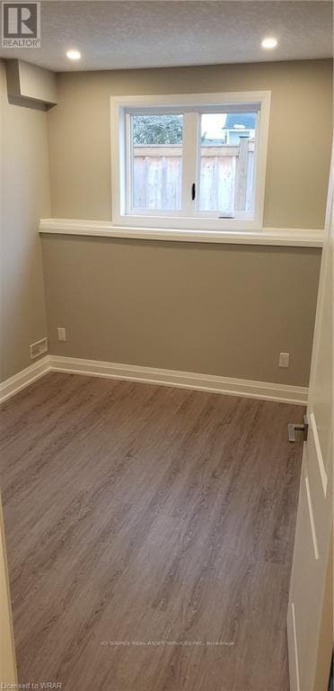 Building Photo - 361 Westvale Dr