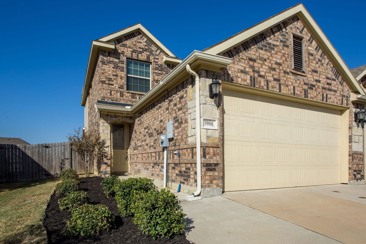 Foto principal - 3908 Ashton Dr