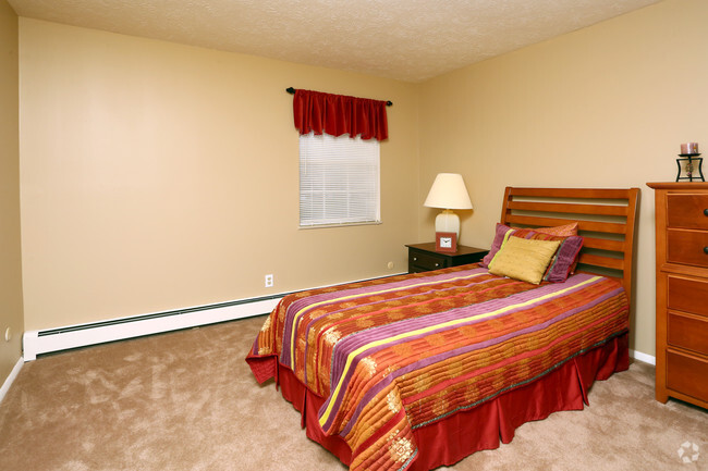 2 BR, 1 Bath Model - Deer Creek Apartments