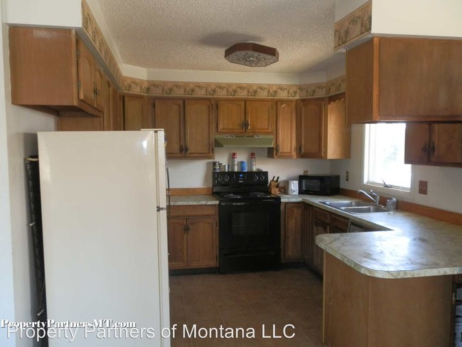 Building Photo - 5 br, 2.5 bath Apartment - 312 N. 16th Ave