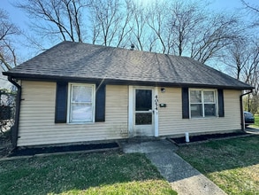 Building Photo - 4054 Larkspur Dr