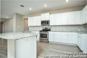 Building Photo - 843 Brown Thrasher