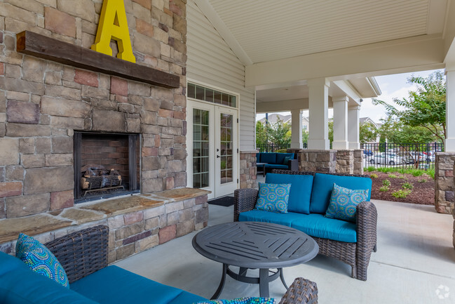 Clubhouse Porch - Amelia Station