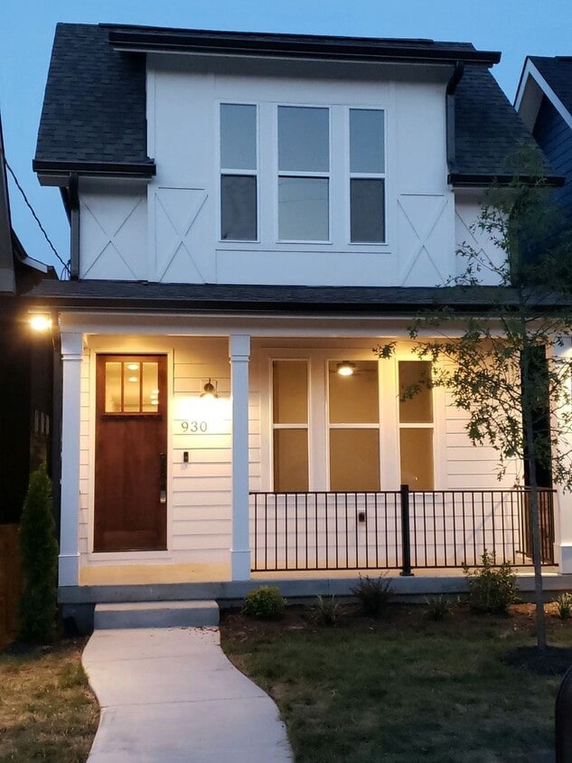 Primary Photo - Charming 3-Bedroom, 2.5-Bath Home in Prime Downtown Nashville Location