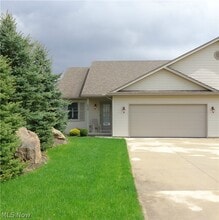 Building Photo - 239 Aspen Dr