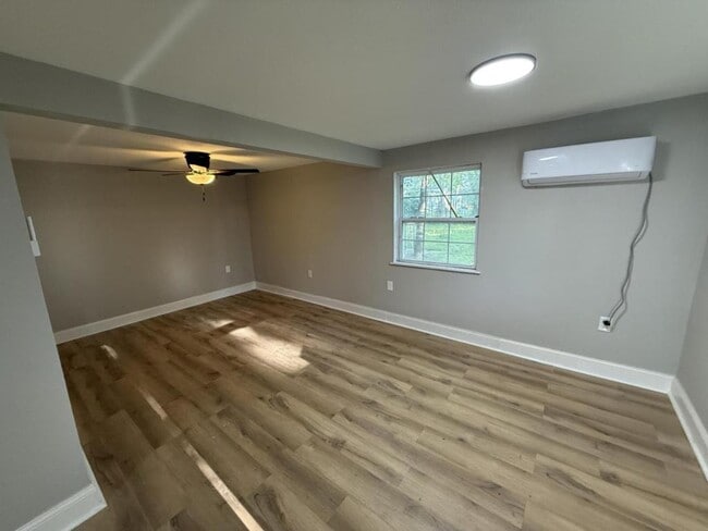 Building Photo - 507 Gray Ave