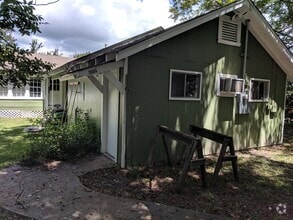 Building Photo - 1006 Mamie St