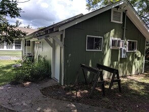 Building Photo - 1006 Mamie St
