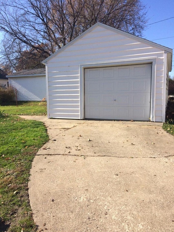 Building Photo - 4 Bed, 1.5 Bath Home for Rent in Waterloo ...