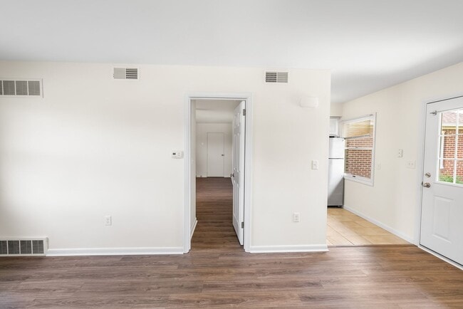 Interior Photo - Neffsville Cottages