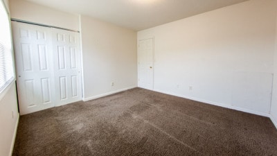 Primary Photo - 618 W Overmeyer Dr