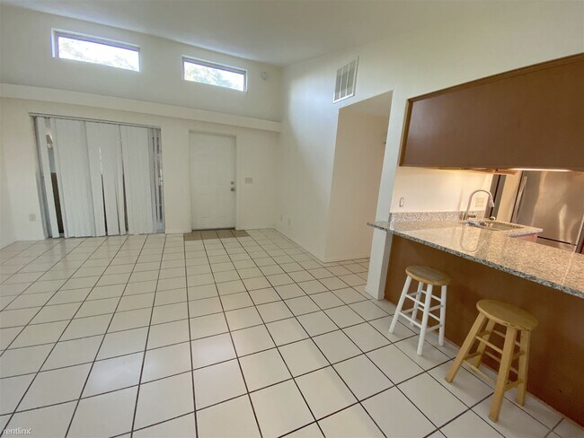 Building Photo - 2 br, 1 bath House - 214 Waverly Way