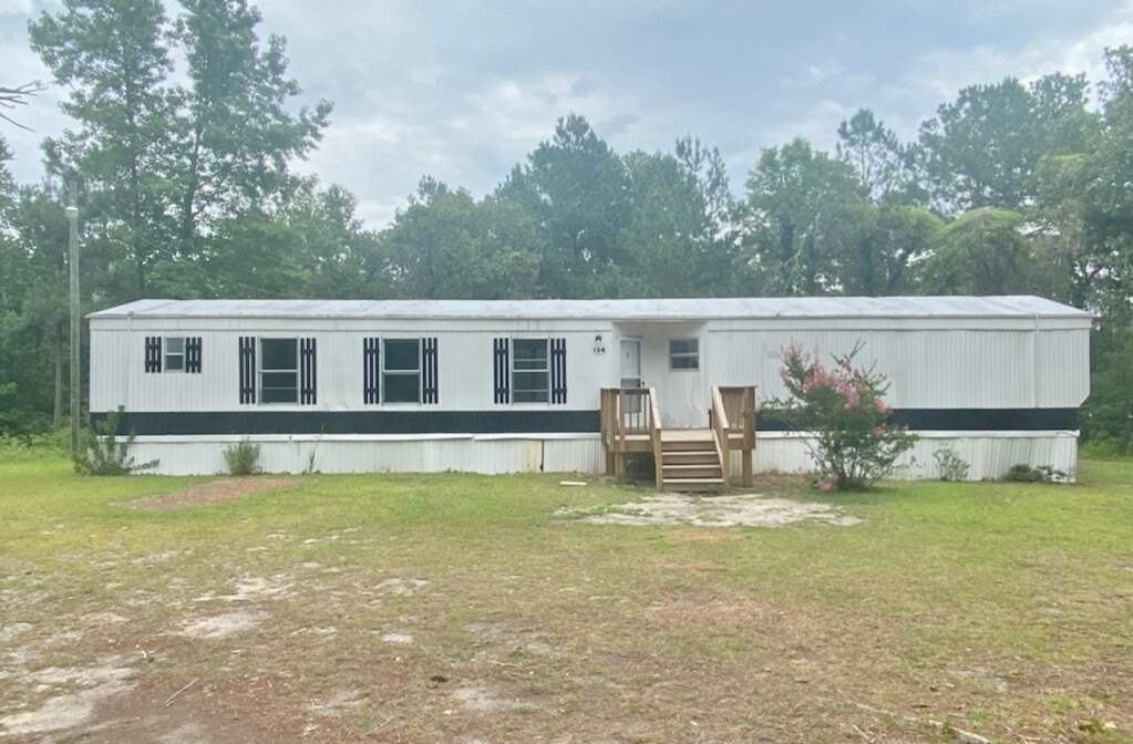 Primary Photo - 134 Ed Thomas Rd