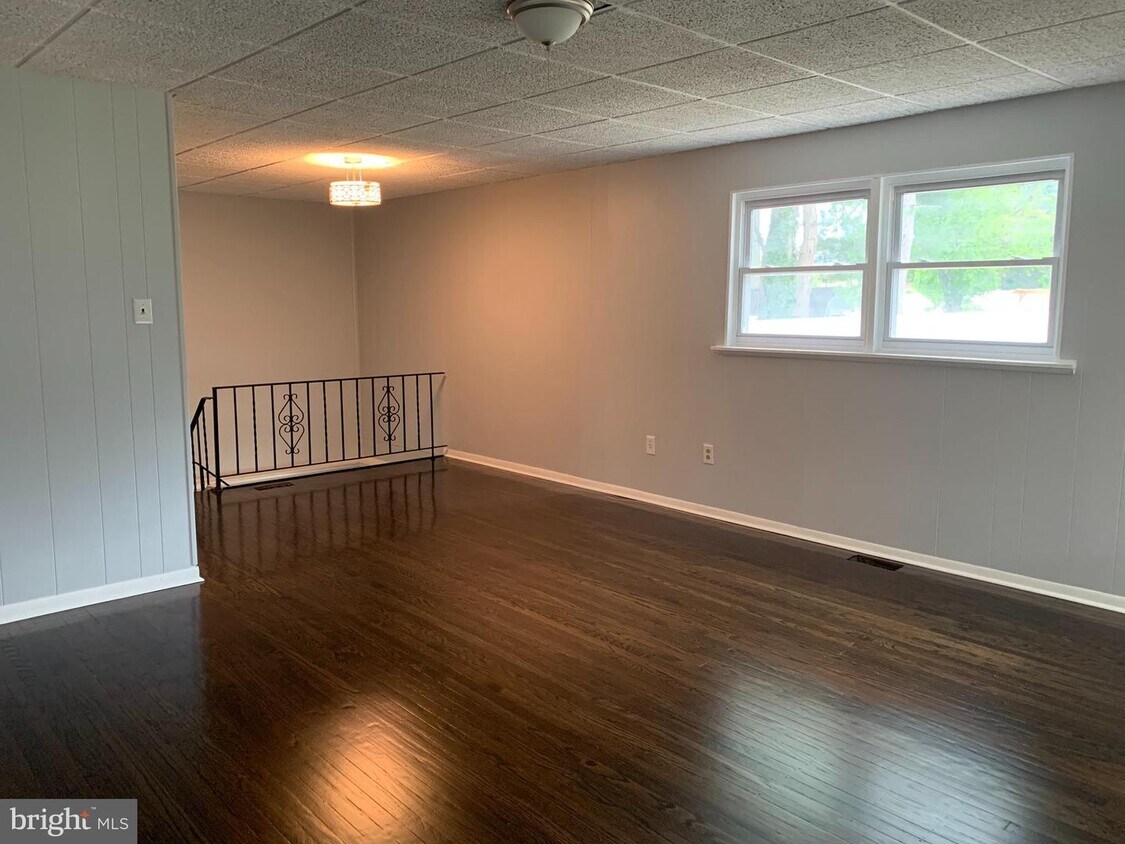 506 Green Valley Rd, Washington Township, NJ 08012 House for Rent in