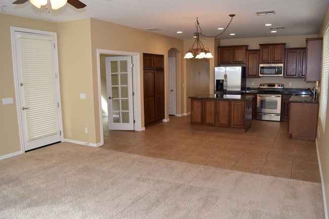 Building Photo - 19031 E Seagull Dr