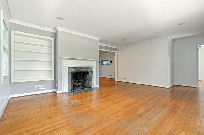 Building Photo - 708 56th St S