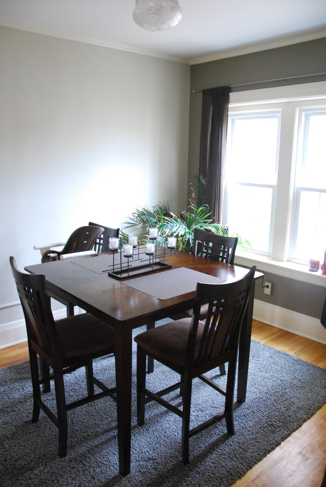 Dining Room - 199 Main St