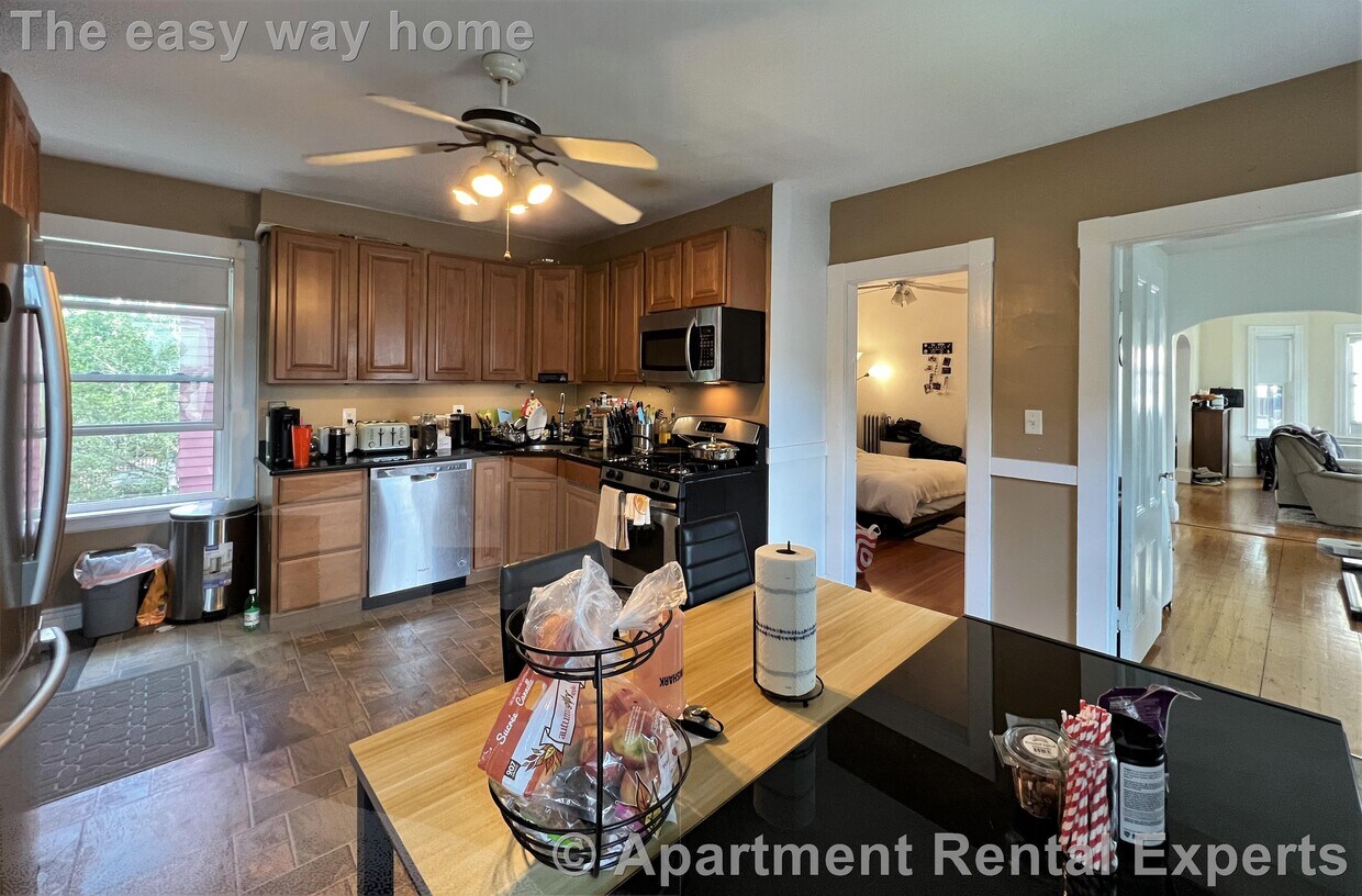 Porter Sq / Alewife 3 Bedroom, 2 Baths, Hu... Townhouse for Rent in