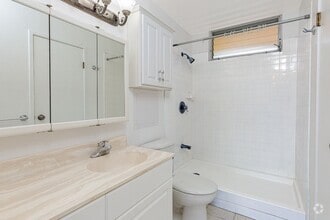 Building Photo - 95-227-227 Waikalani Dr