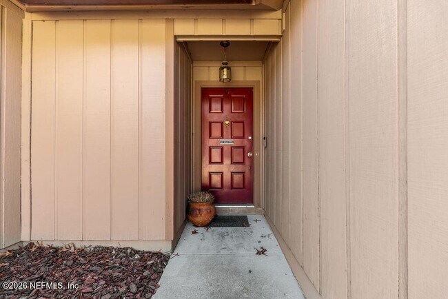 Foto del edificio - 8066 Le Havre Dr N